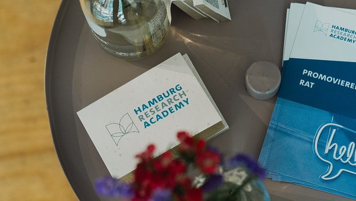 Studierende unterhalten sich